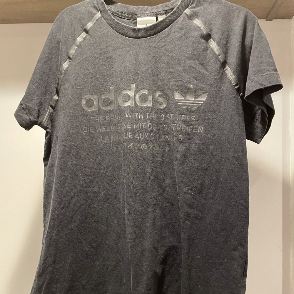 Adidas T-Shirt